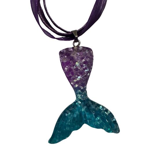 Ariel (Disney) charm 3 piece set. Necklace, bracelet & back pack Charm Brand New - Picture 2 of 9